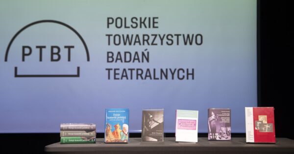 Dobrochna Ratajczakowa z&nbsp;Nagrodą Polskiego Towarzystwa Badań Teatralnych